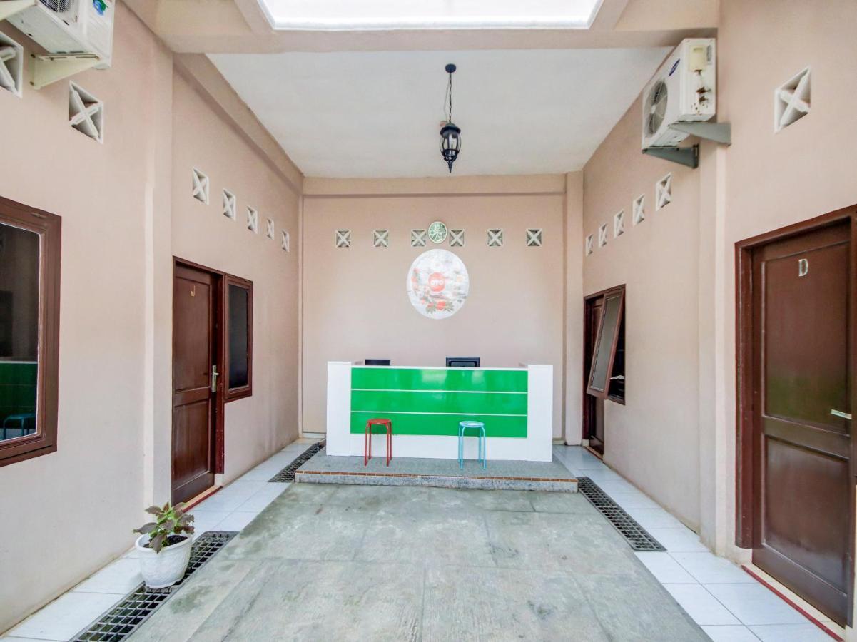 OYO 3389 Sonya Homestay Syariah Tebing Tinggi Bagian luar foto